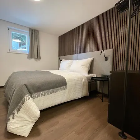 121a - 2-3 * Konigsleiten